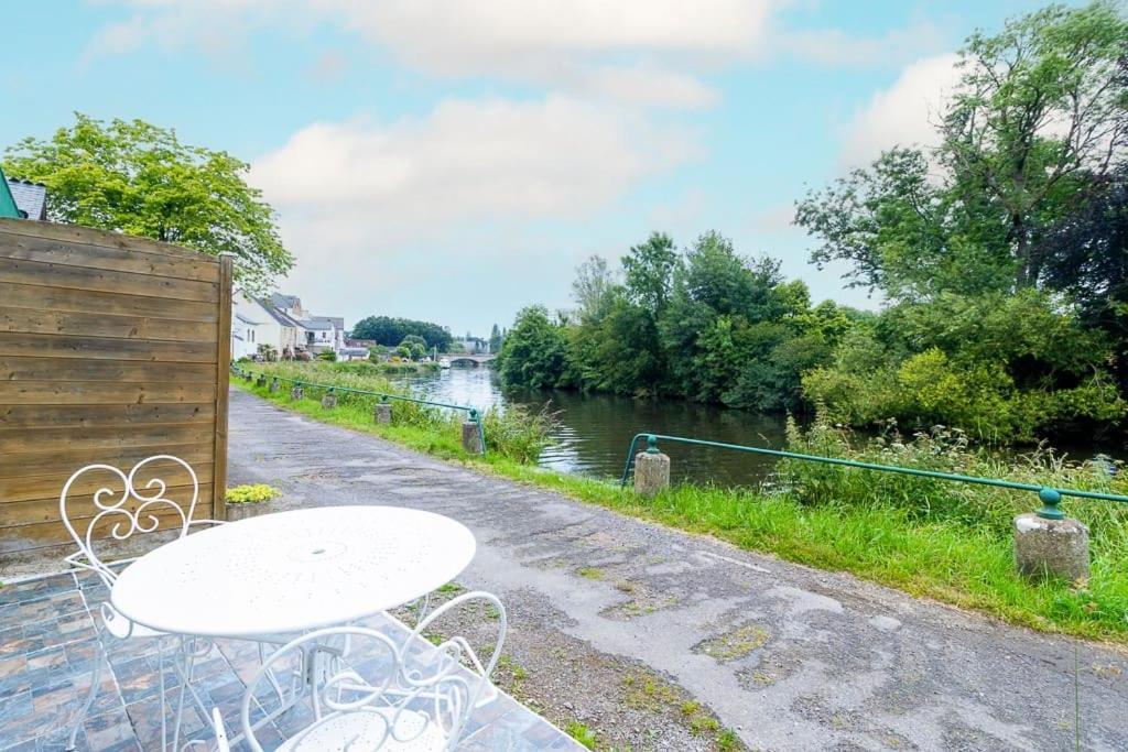 Les Berges De L'Oust Malestroit Exterior foto